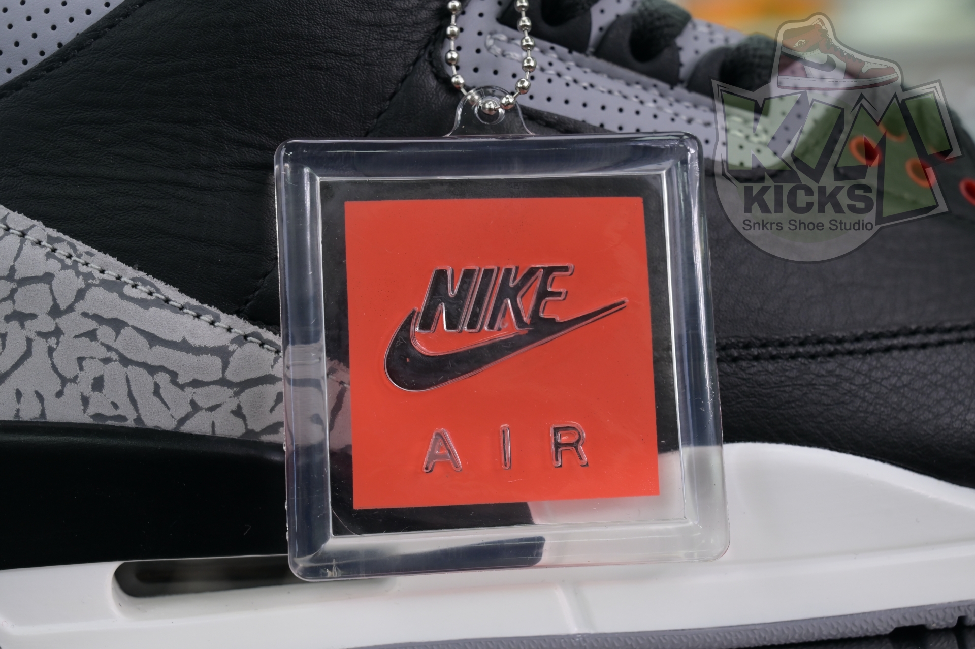 Kimikick Air Jordan 3“Black Cement Reimagined”