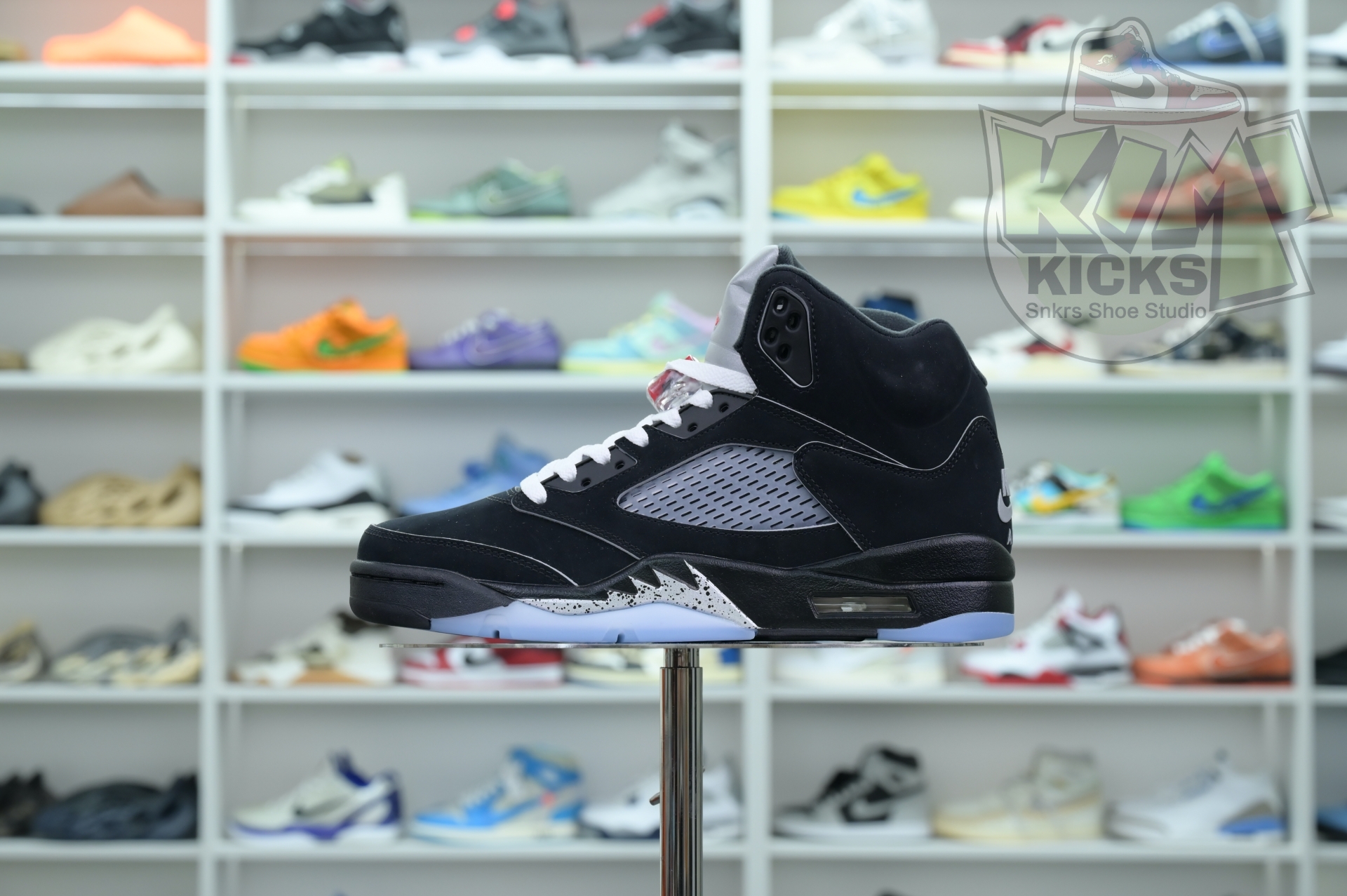 Kimikick Jordan Air Jordan 5“BLACK METALLIC REIMAGINED”