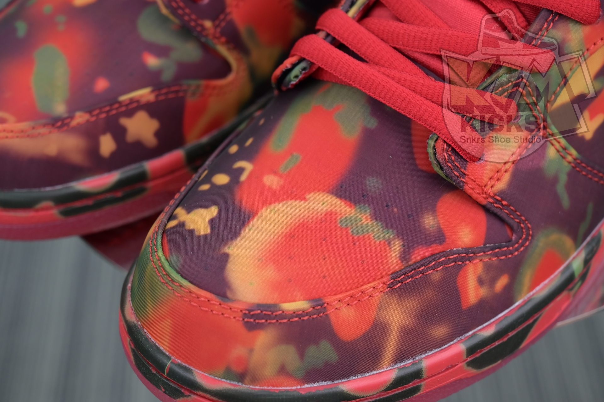 Kimikick The Wizard of Oz x Nike SBDunk Low“Ruby Slipper”