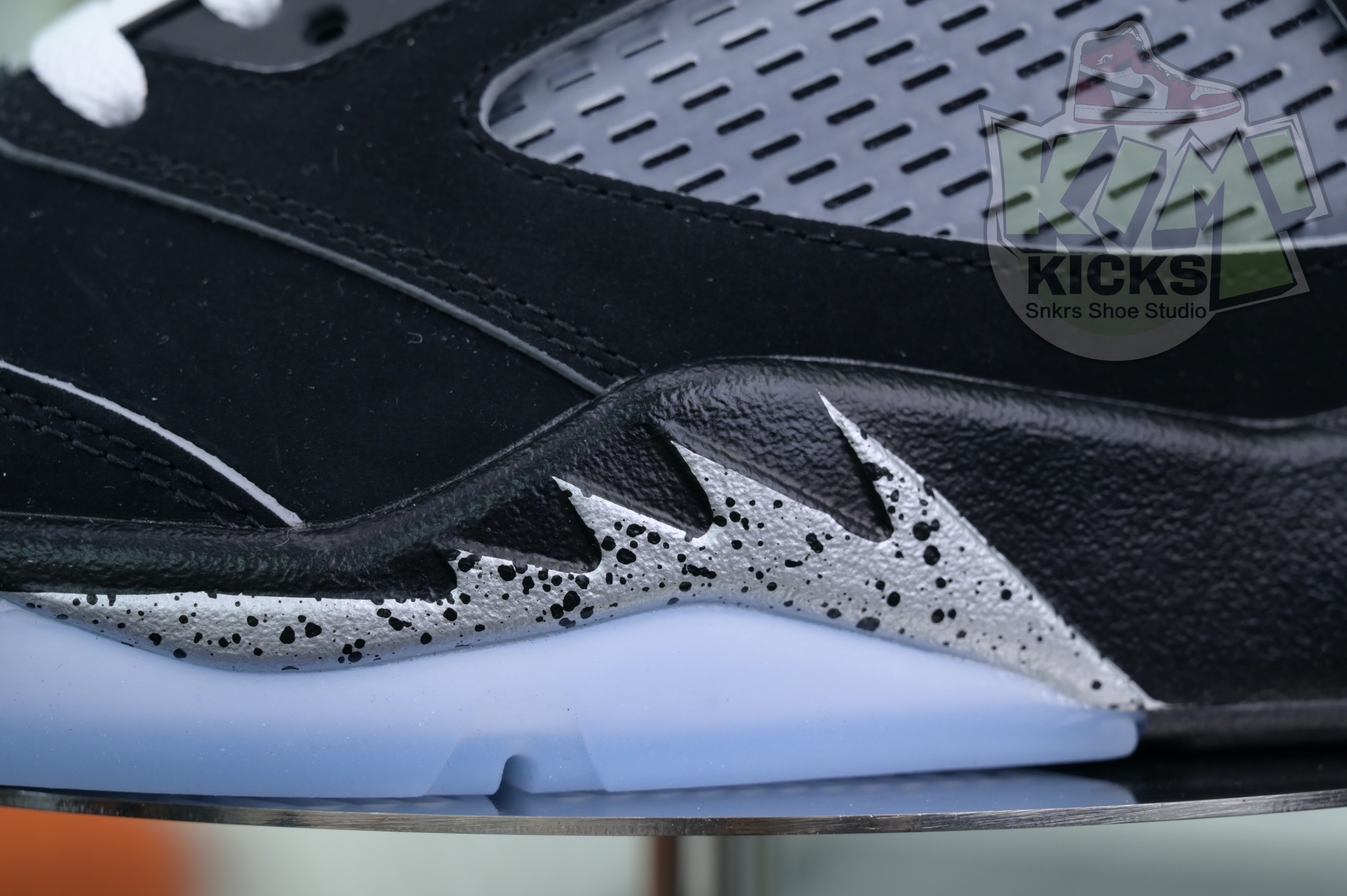 Kimikick Jordan Air Jordan 5“BLACK METALLIC REIMAGINED”