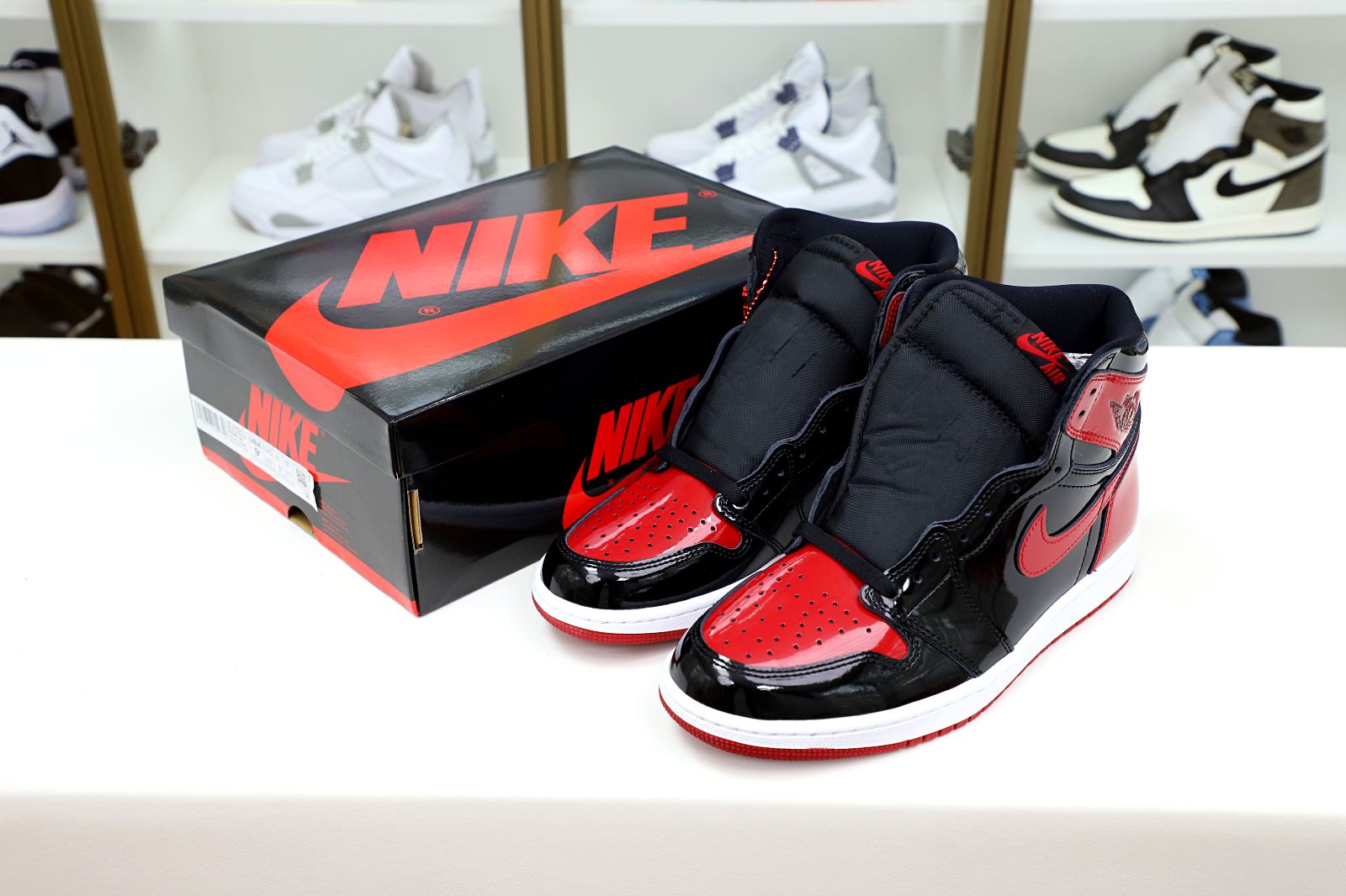 AIR JORDAN 1 HIGH OG BRED PATENT