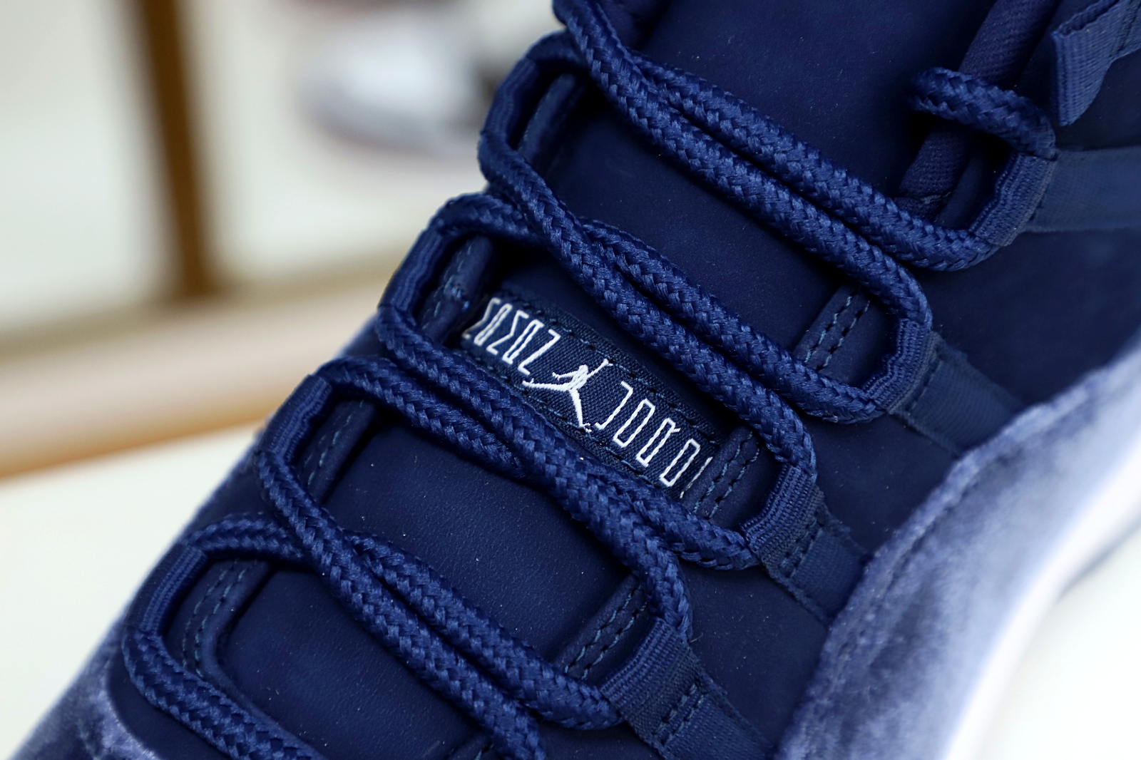 AIR JORDAN 11 RETRO MIDNIGHT NAVY