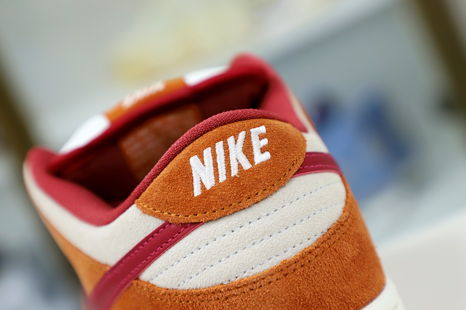 NIKE SB DUNK LOW PRO DARK RUSSET CEDAR 2019