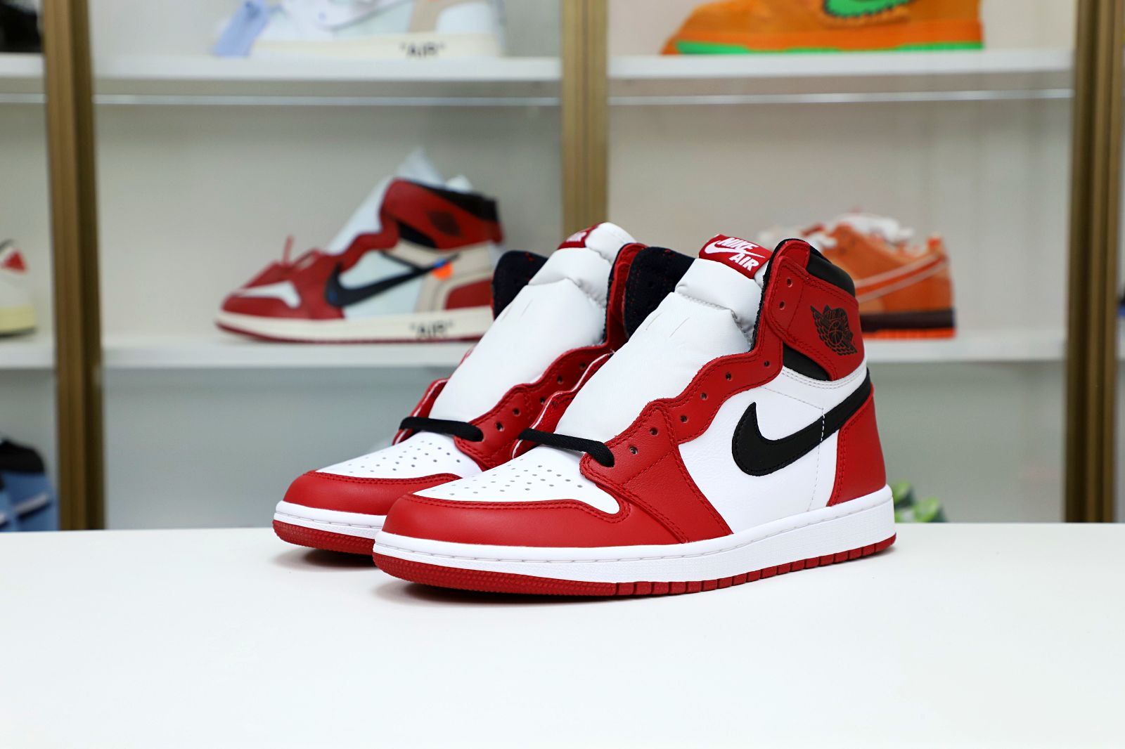 AIR JORDAN 1 RETRO HIGH OG 