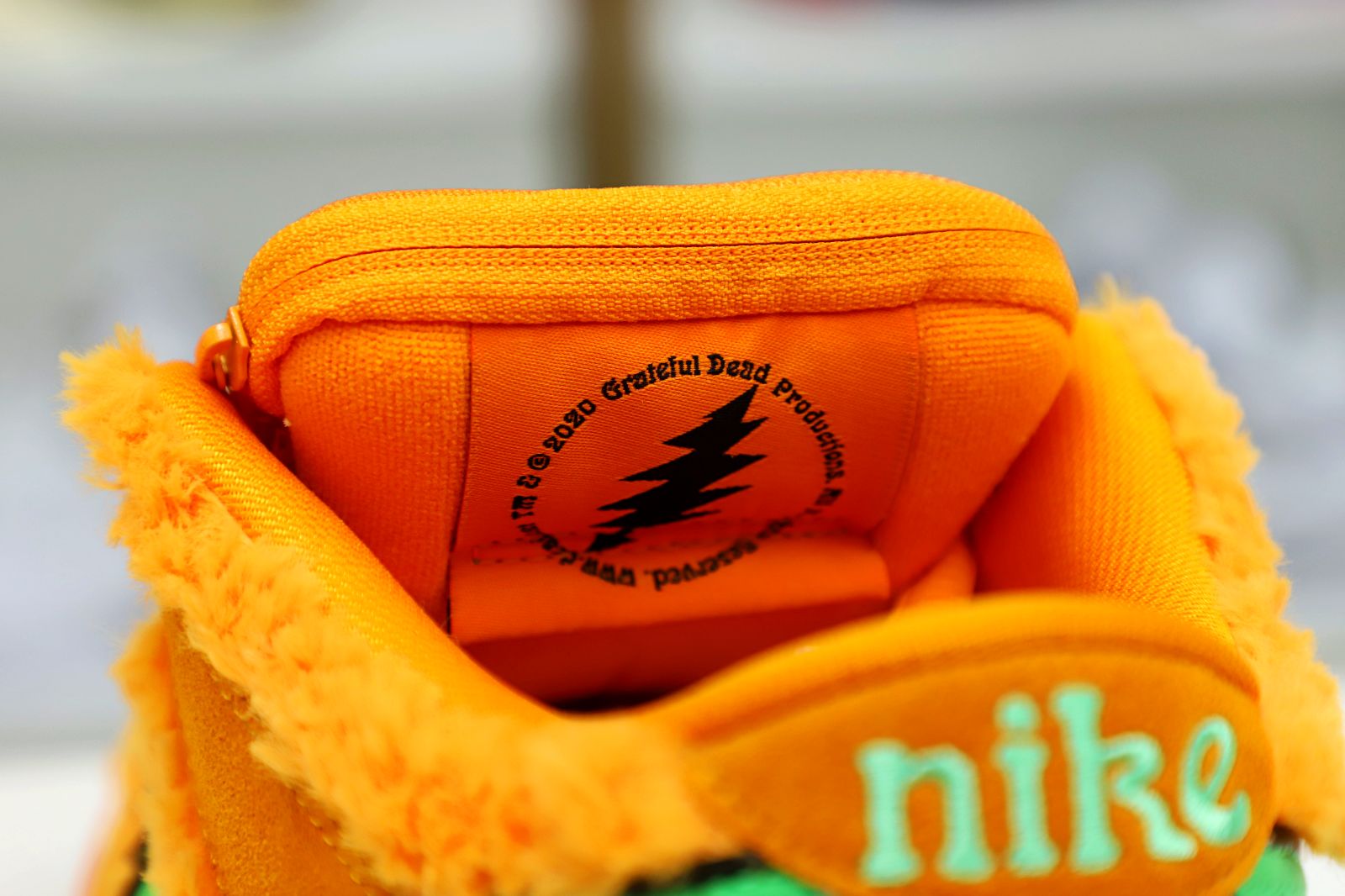 GRATEFUL DEAD X DUNK LOW SB ORANGE