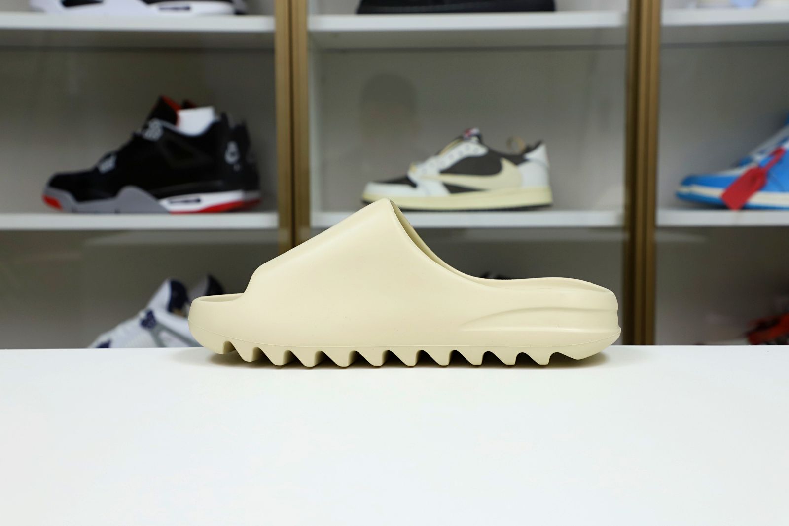 Yeezy Slide"bone"FW6345