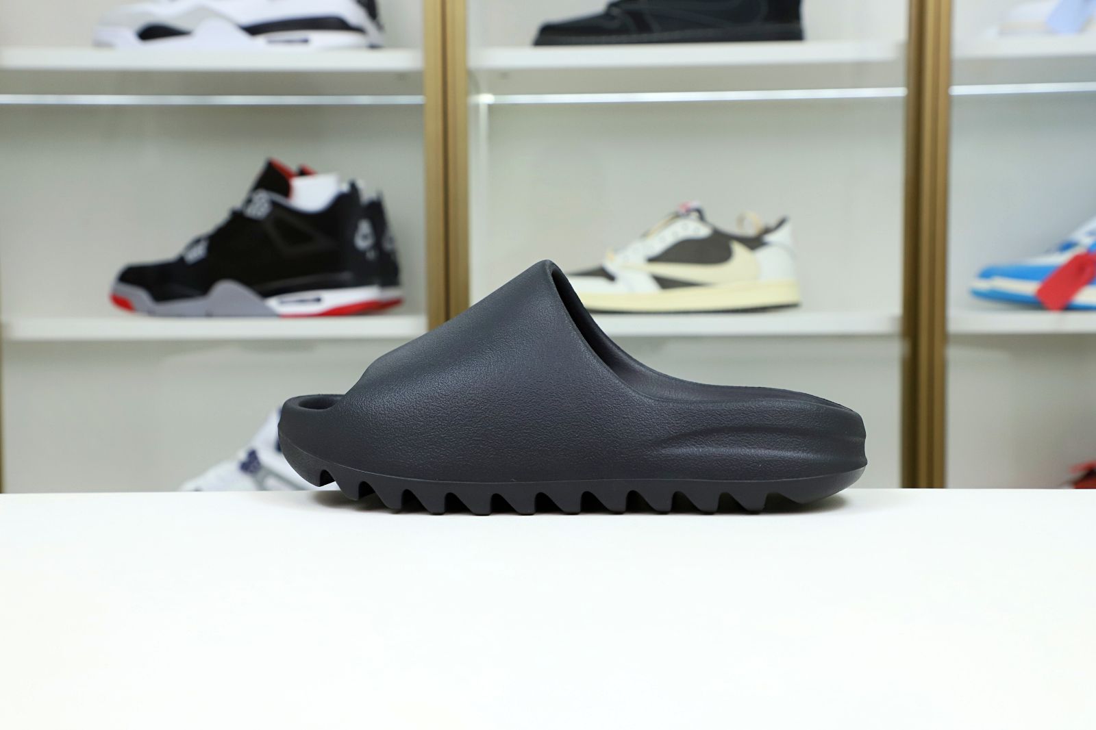 YEEZY SLIDE ONYX