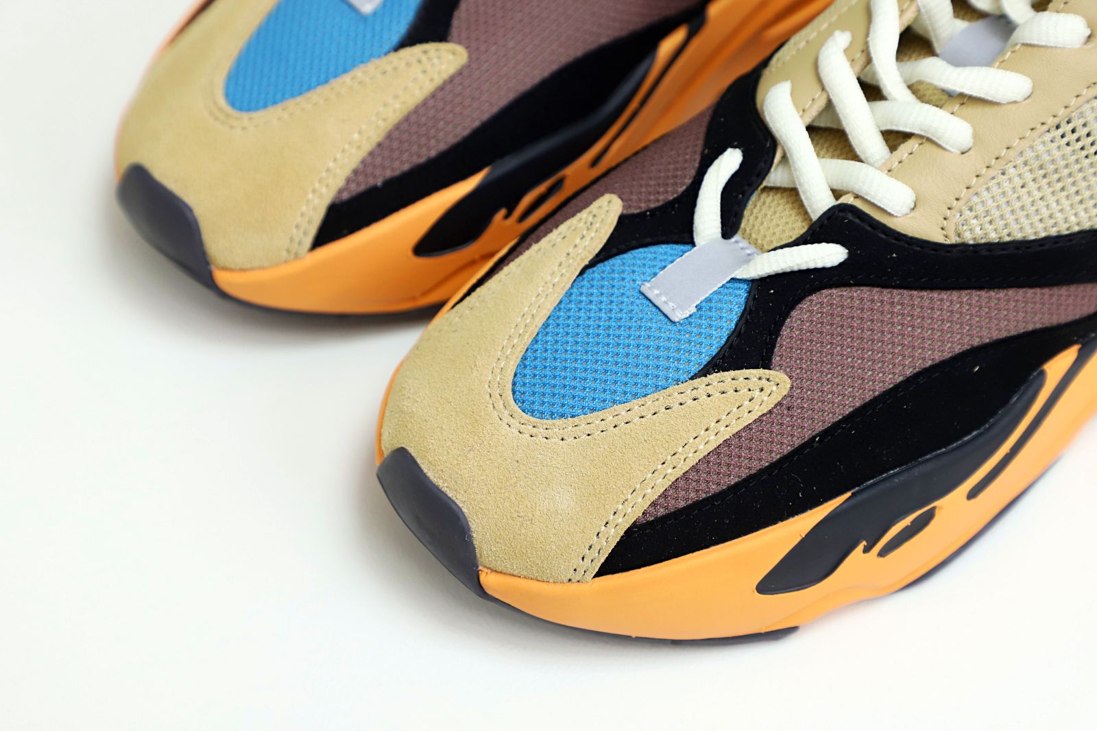 Ad*s originals yeezy boost 700 "enflame amber"