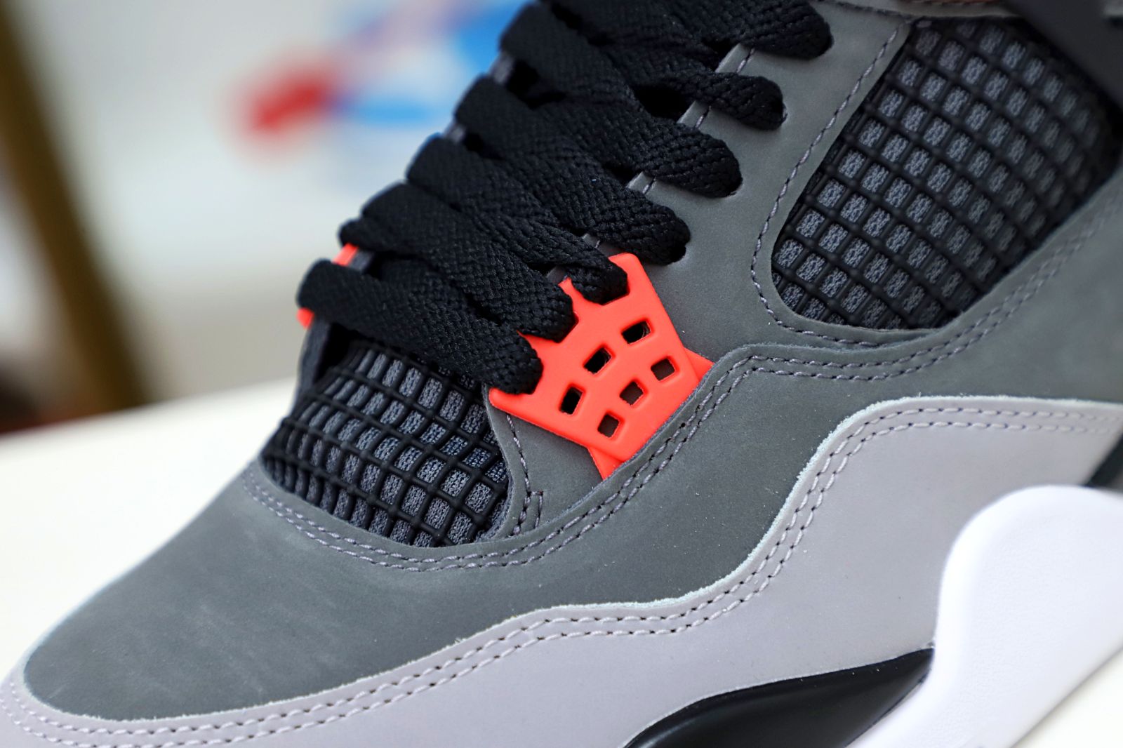 AIR JORDAN 4 INFRARED