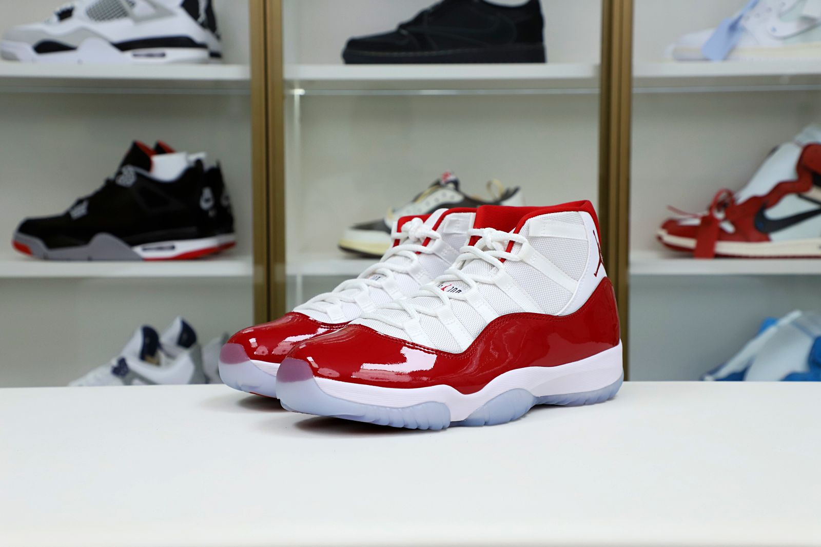 AIR JORDAN 11 "CHERRY" CT8012