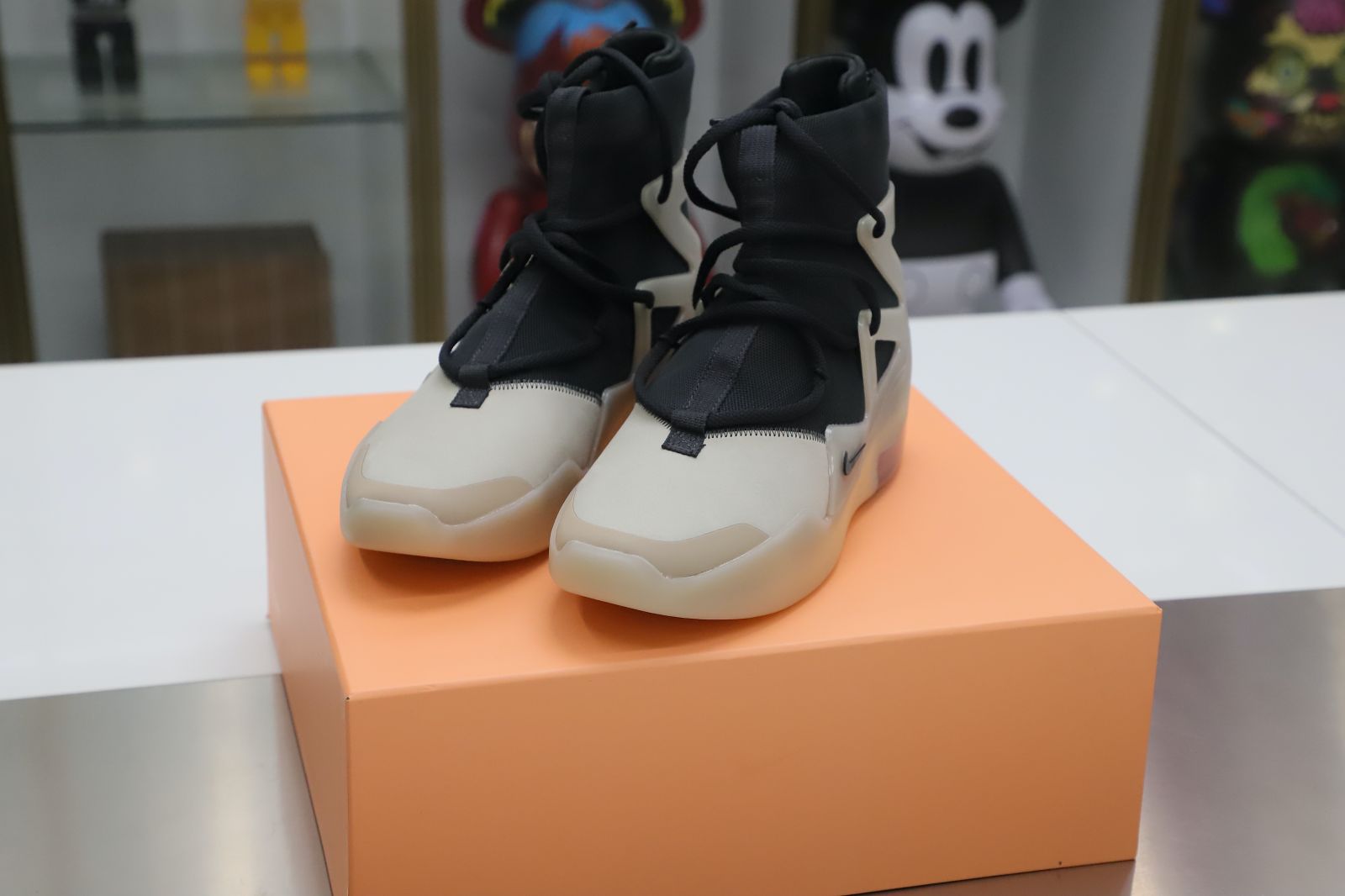 Nike Air Fear of God 1 string fog