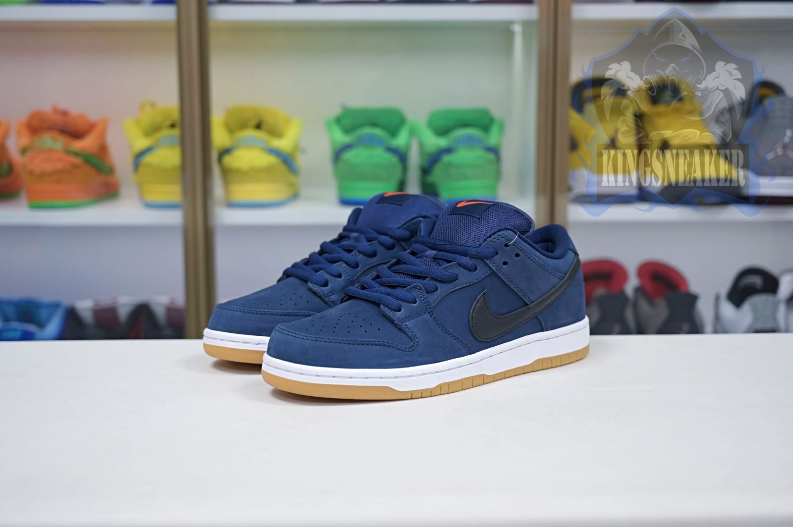 Nike Dunk SB Low Pro Iso "Navy Gum"