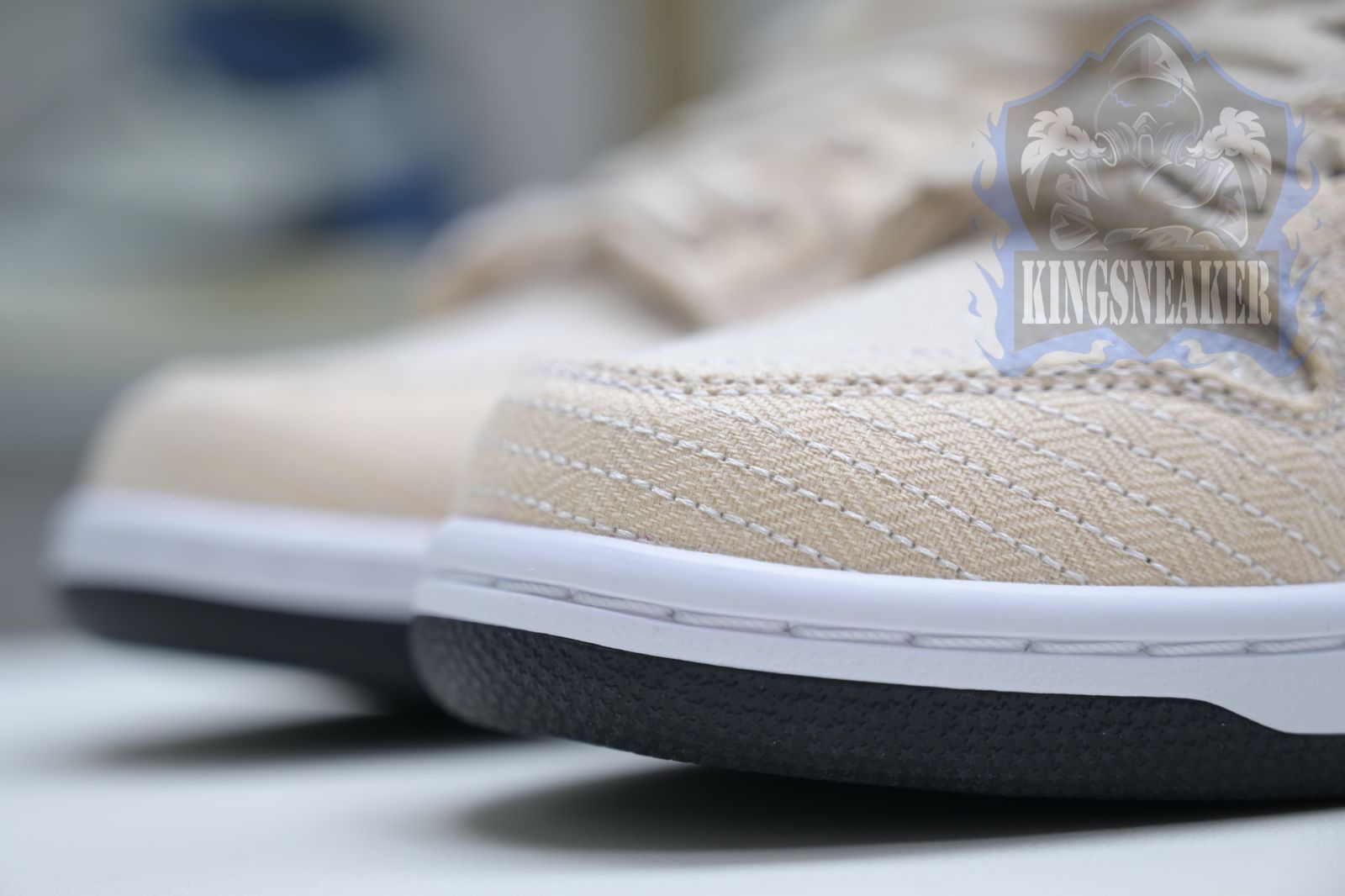 Albino & Preto x Nike Dunk SB Low Pro "Pearl White"