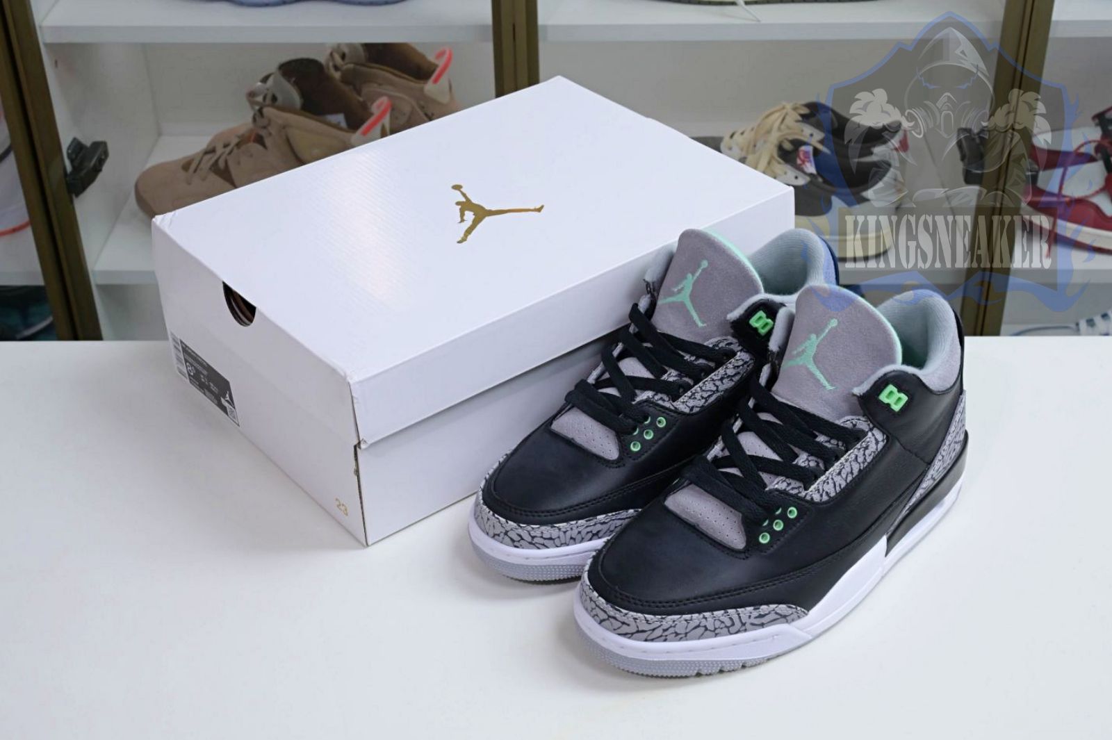 Air Jordan 3 Green Glow