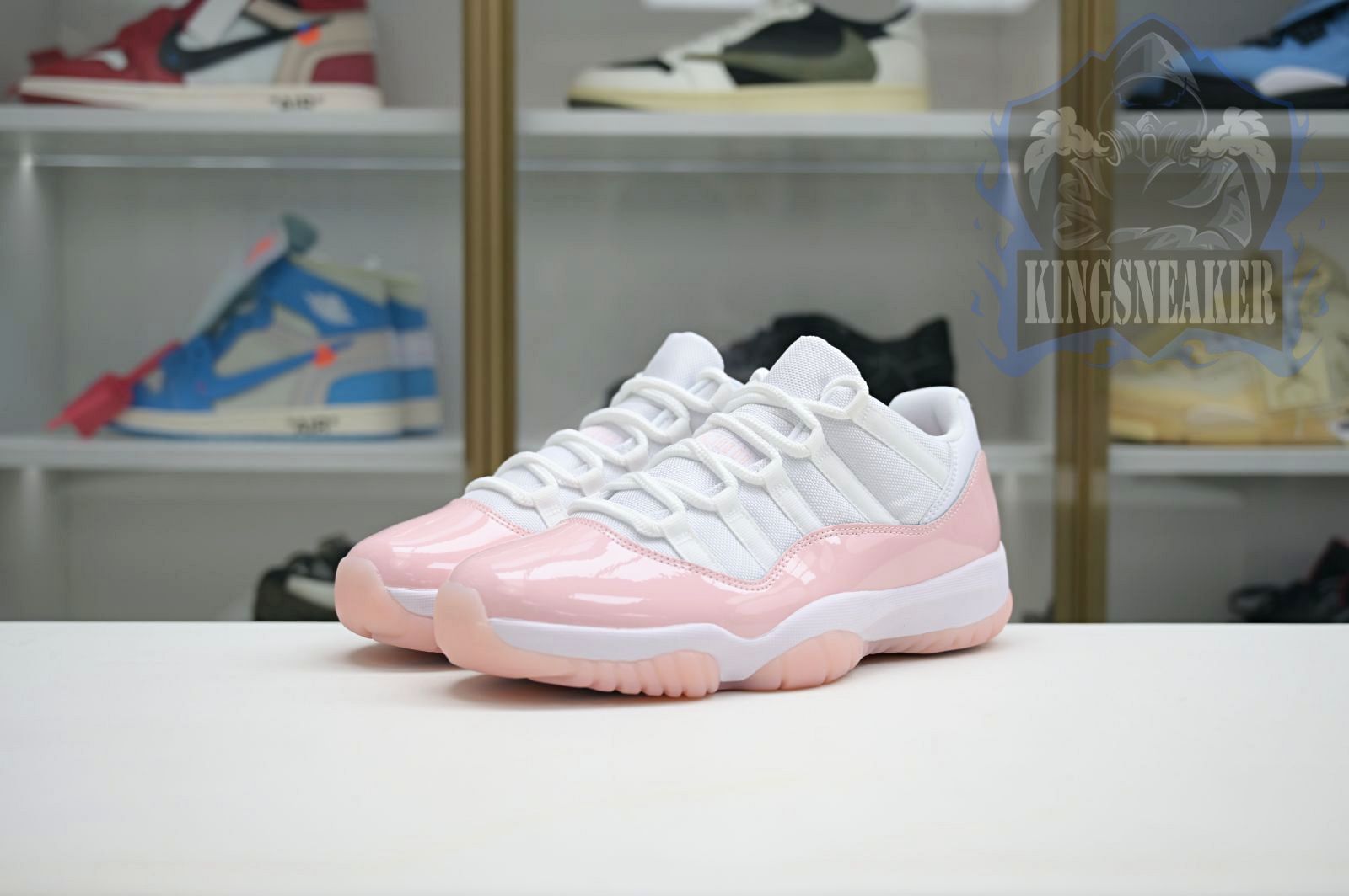 Jordan Air Jordan 11 Low WMNS