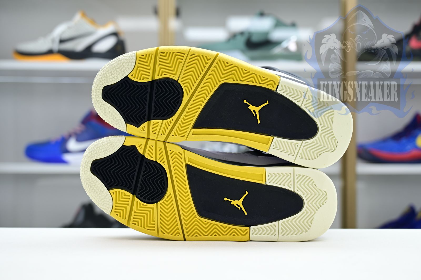 Jordan Air Jordan 4 "Vivid Sulfur"