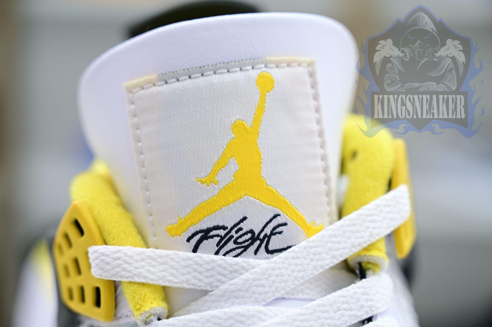 Jordan Air Jordan 4 "Vivid Sulfur"