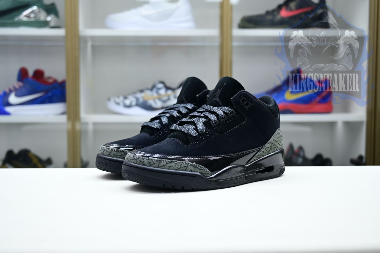 AIR JORDAN 3 RETRO