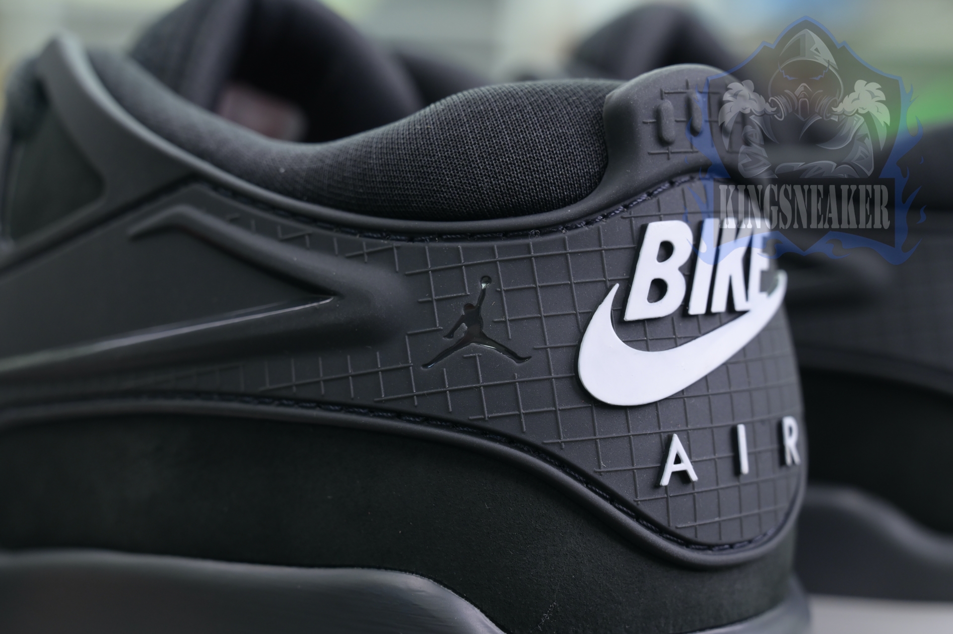 Nigel Sylvester x Jordan Air Jordan 4 RM SP “Anthracite”