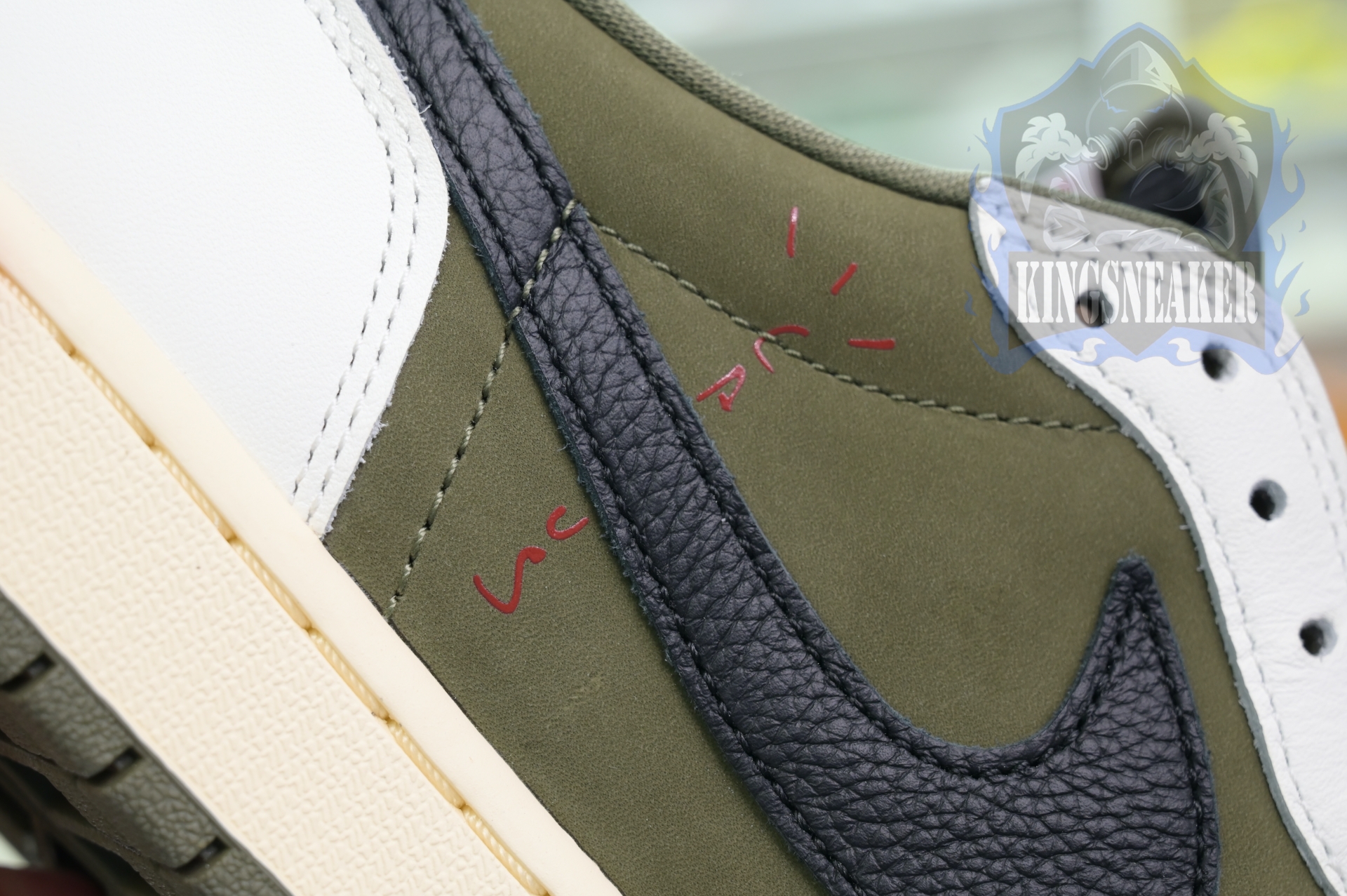 Travis Scottx Jordan Air Jordan 1Low OG “Medium Olive”