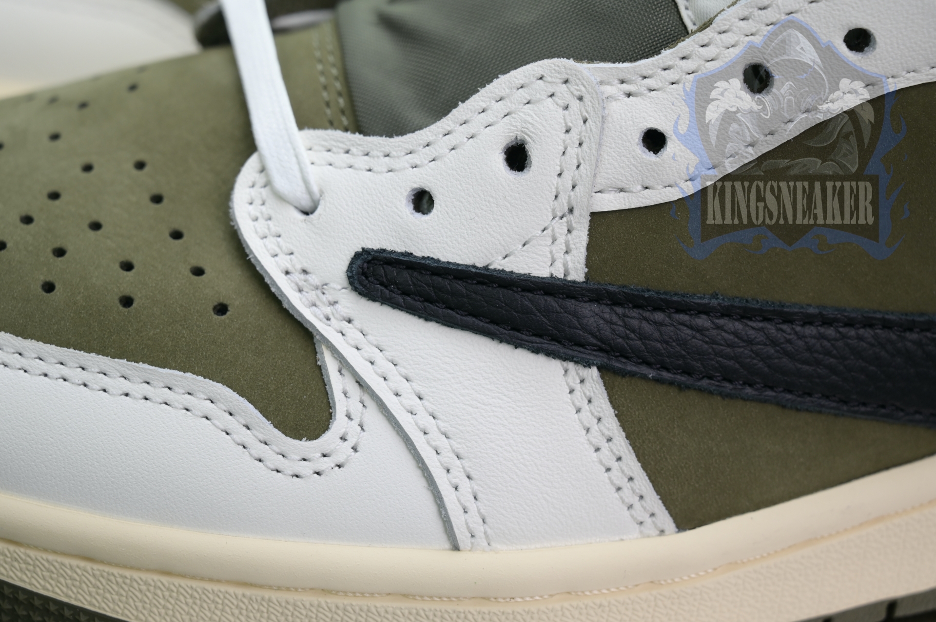 Travis Scottx Jordan Air Jordan 1Low OG “Medium Olive”