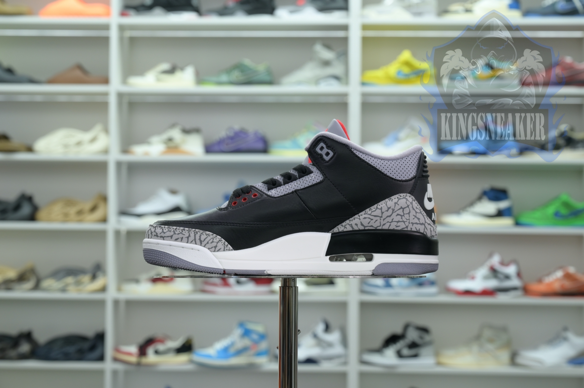 Air Jordan 3“Black Cement Reimagined”