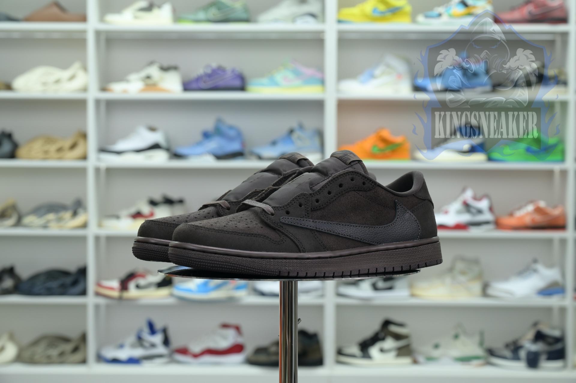 Travis Scott x Jordan Air Jordan 1 Low OG“Velvet Brown”