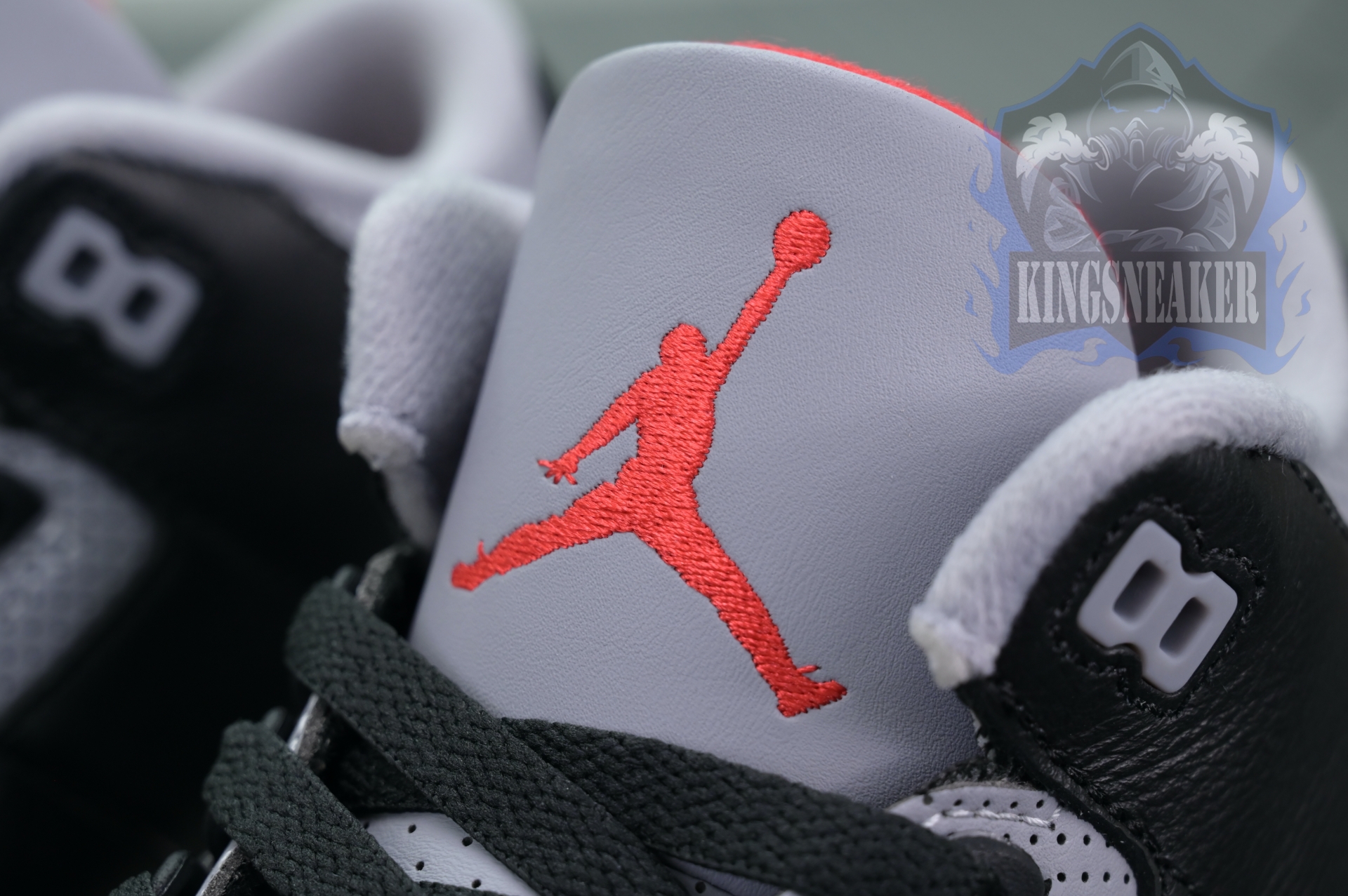 Air Jordan 3“Black Cement Reimagined”