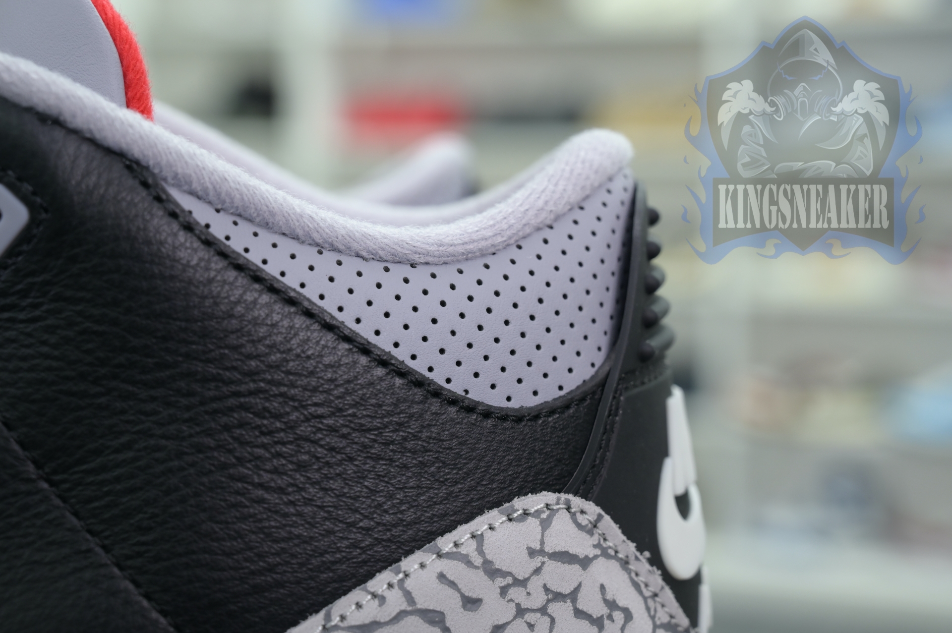 Air Jordan 3“Black Cement Reimagined”