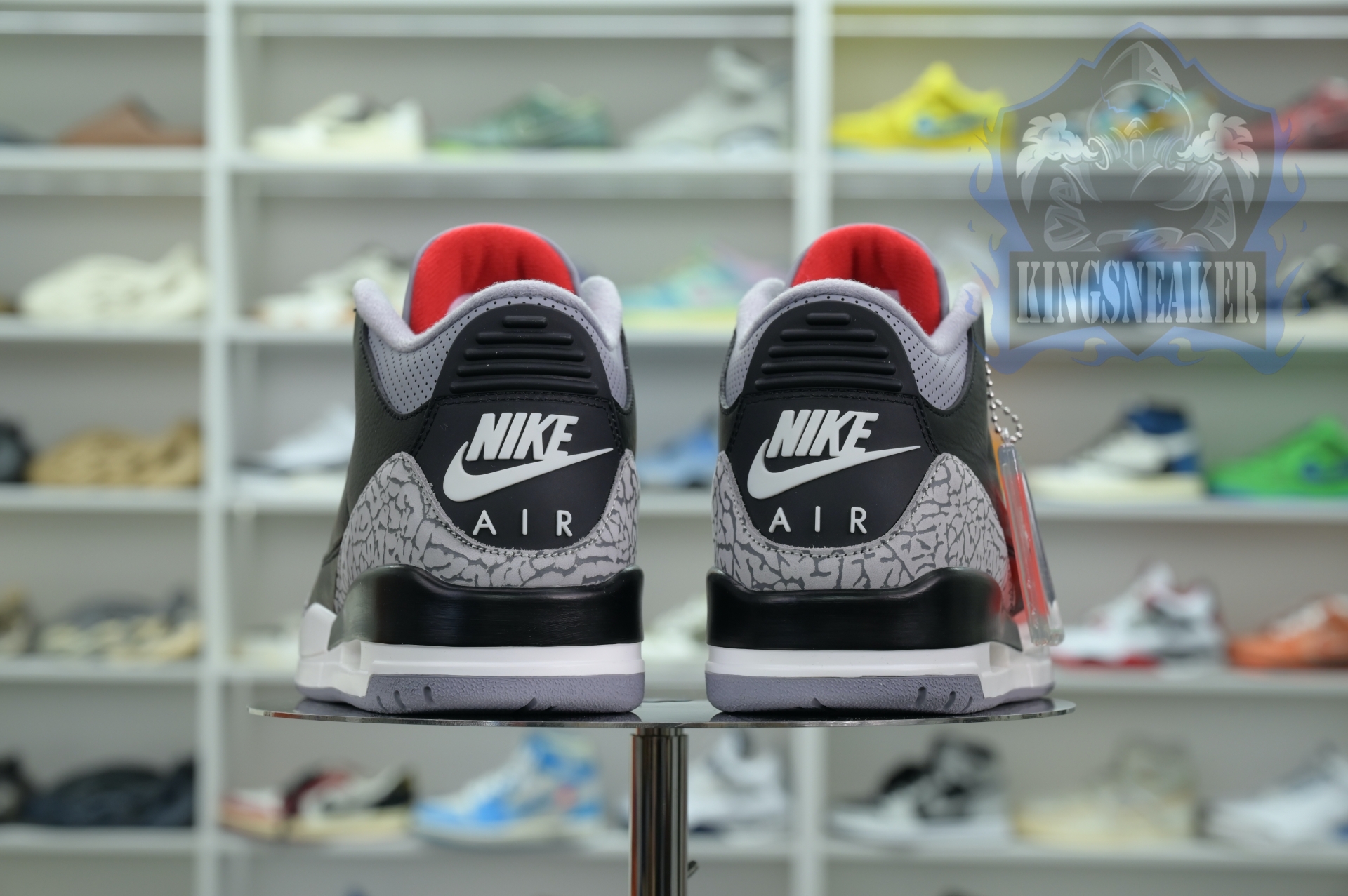 Air Jordan 3“Black Cement Reimagined”