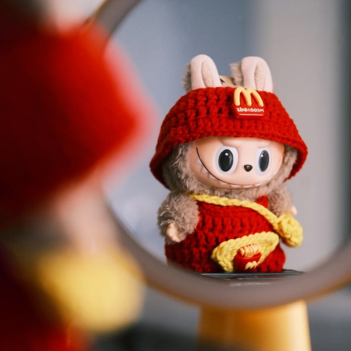 McDonald's labubu baby clothes crocheted 17cm third generation macaron vinyl doll clothes handmade