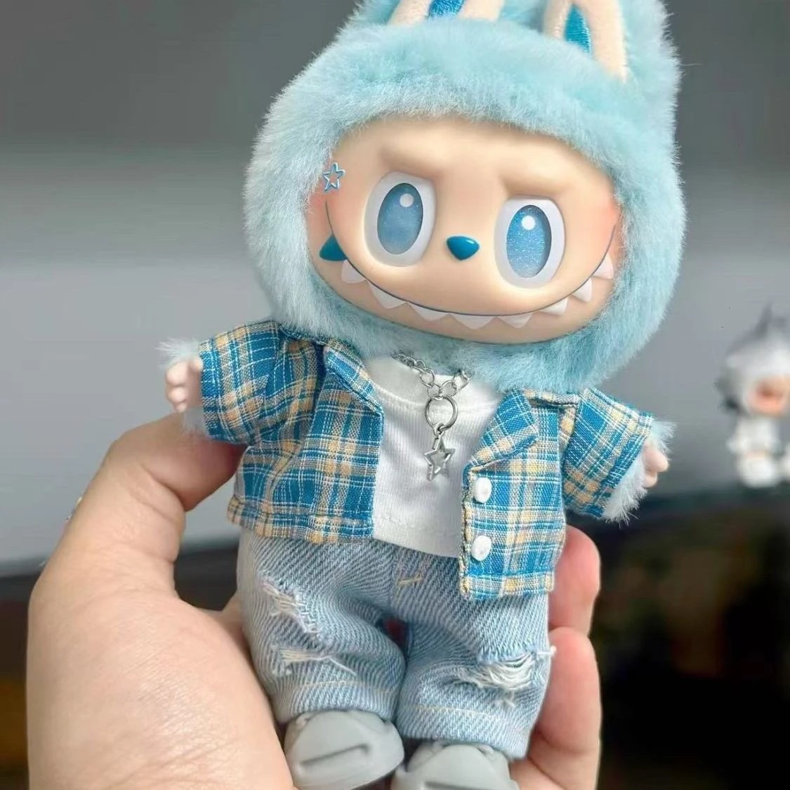Genuine labubu rabub 3.0 plush doll pendant vinyl doll bag pendant keychain third generation