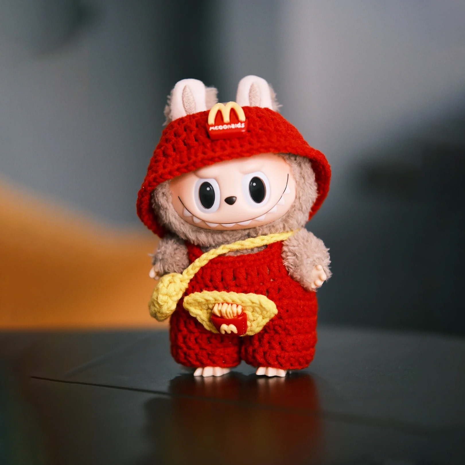 McDonald's labubu baby clothes crocheted 17cm third generation macaron vinyl doll clothes handmade