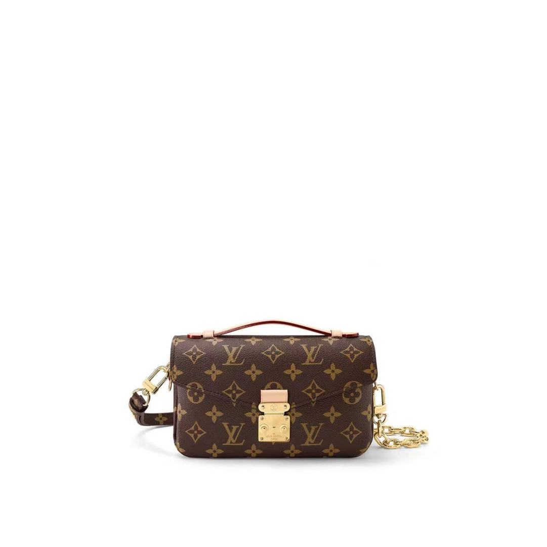 A SMALL LOUIS VUITTON MONOGRAM POCHETTE STYLE SHOULDER BAG, with metal  chain link handle and detacha