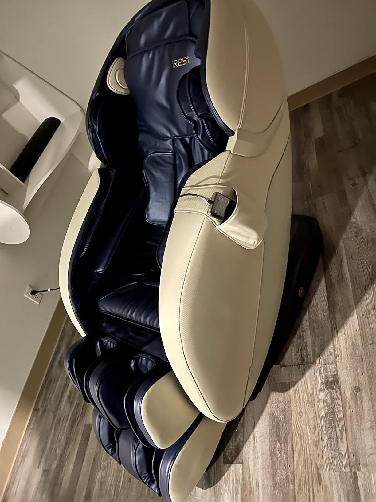 【table Chair】irest Sl Track Massage Chair Recliner Full Body Massage