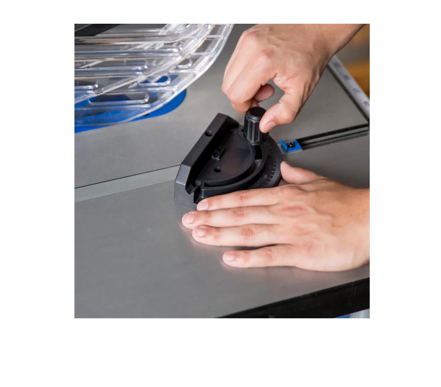 Kobalt KT10152 10in Carbidetipped Blade 15Amp Portable Corded Table