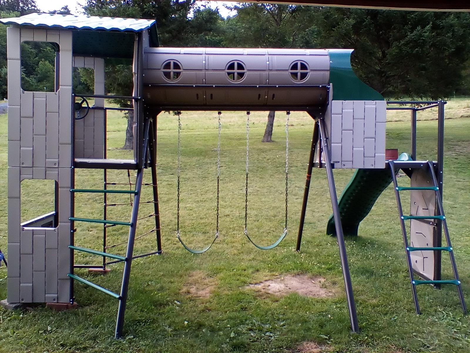 【Baby&Kids】Lifetime Adventure Tunnel Swing Set EconMarket