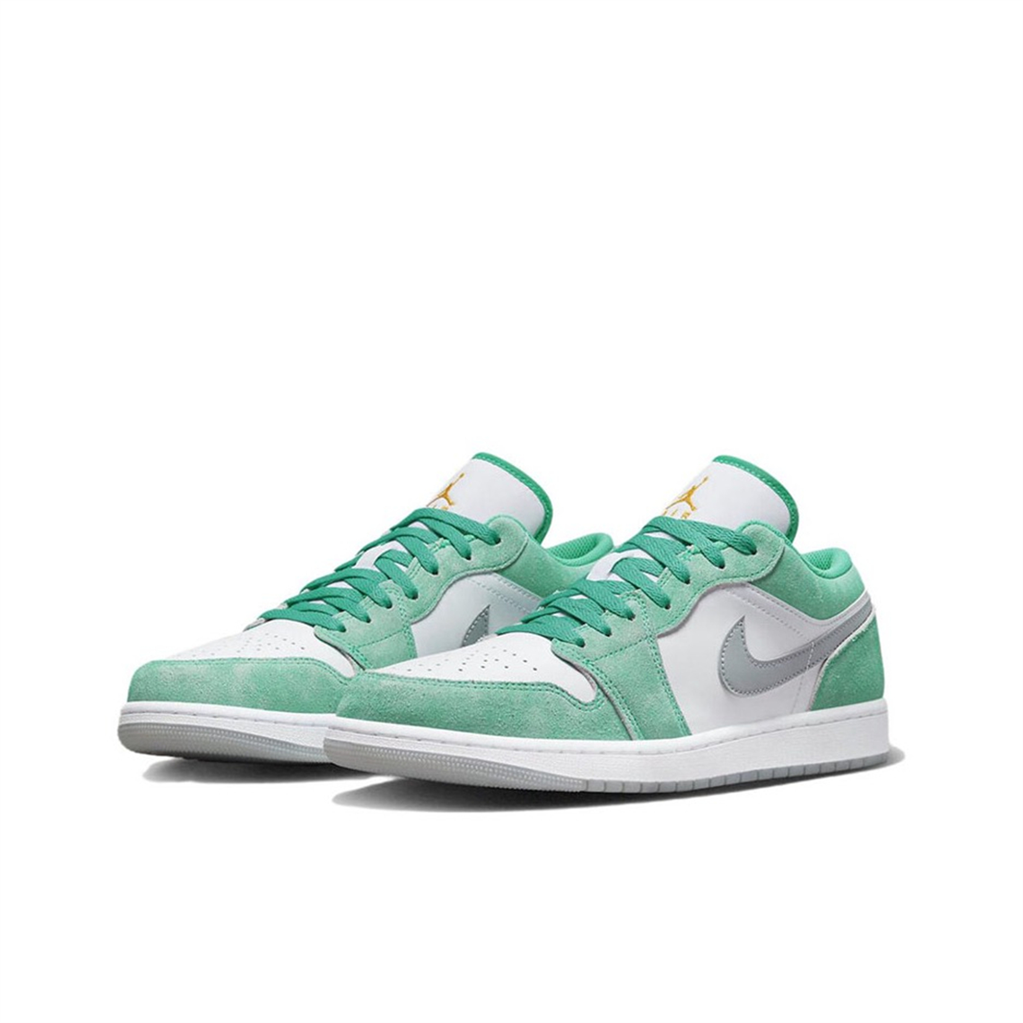 Air Jordan 1 Retro Low Basketball Shoes