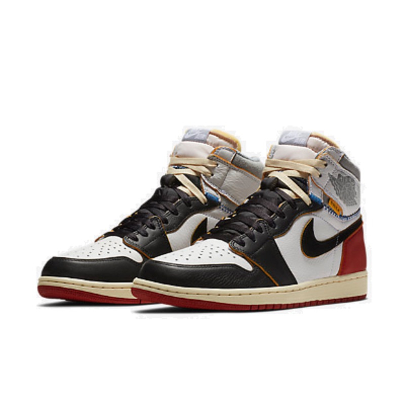 Air Jordan 1 Retro High OG Basketball Shoes