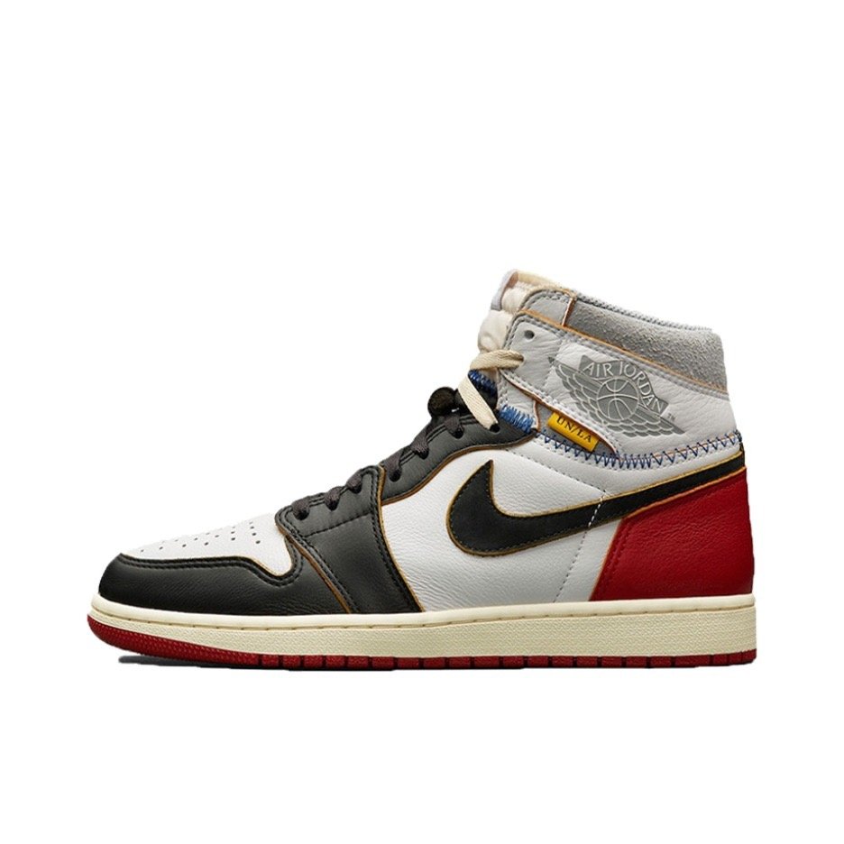 Air Jordan 1 Retro High OG Basketball Shoes