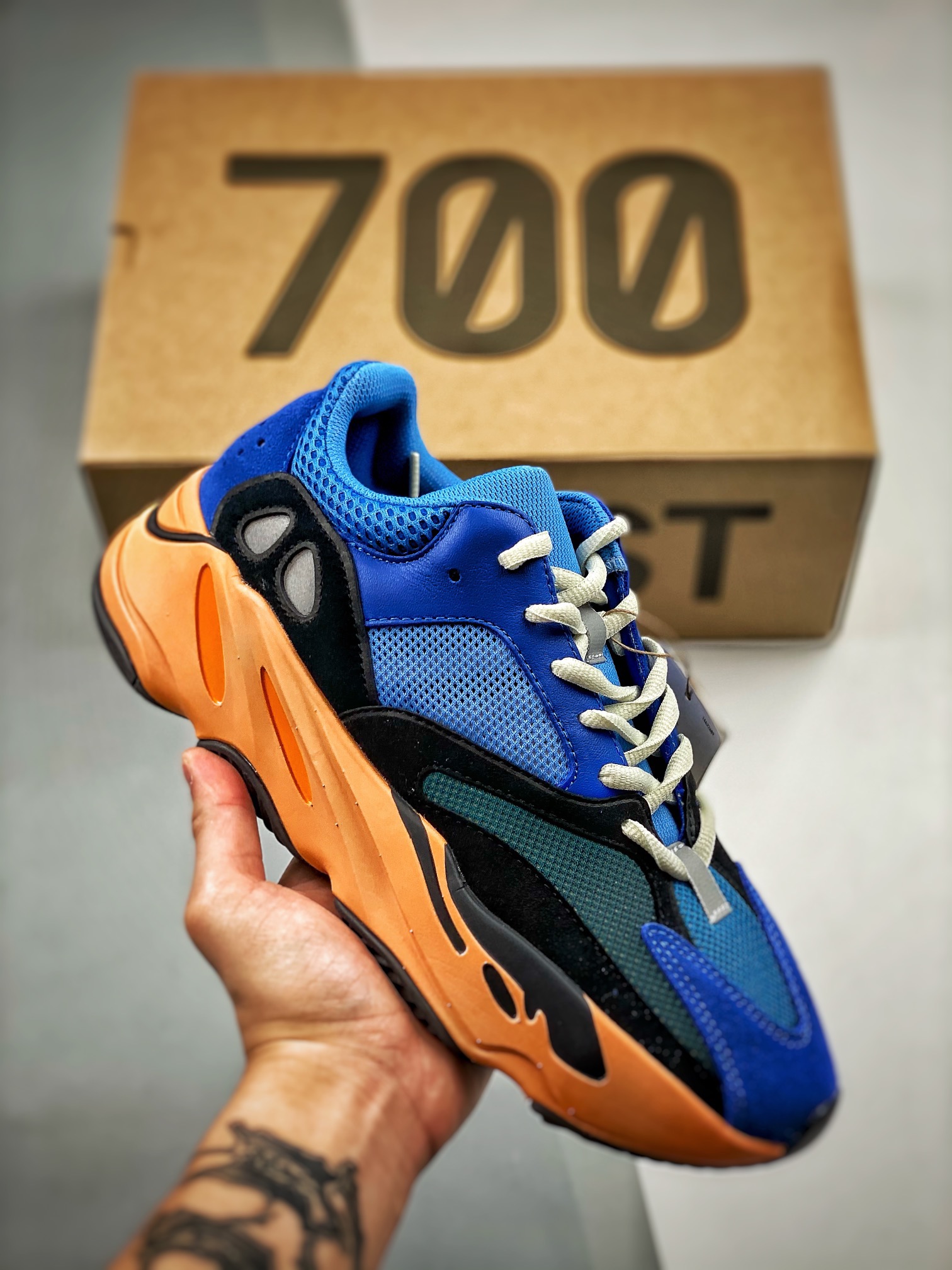 Unisex Yeezy Boost 700 Fashion Casual Shoes