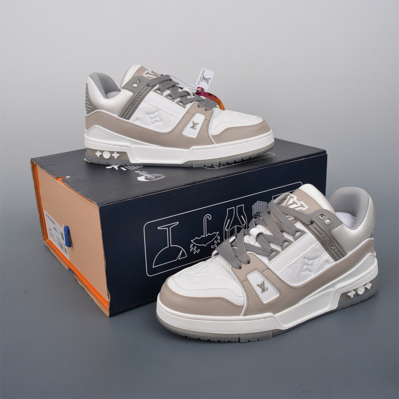 Unisex Louis Vuitton (LV) Fashion Casual Shoes
