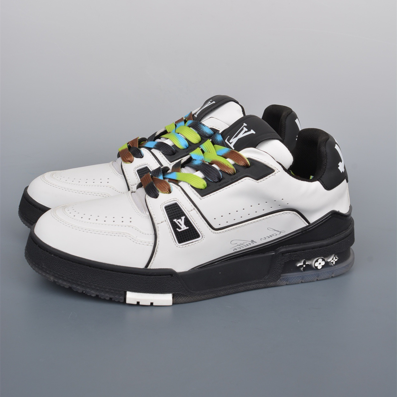 Unisex Louis Vuitton (LV) Fashion Casual Shoes