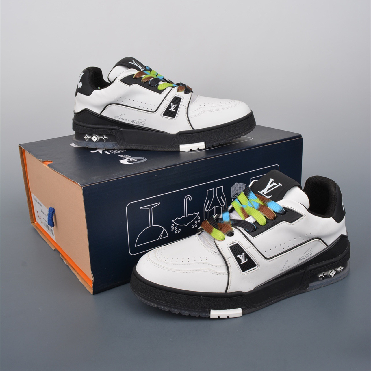 Unisex Louis Vuitton (LV) Fashion Casual Shoes
