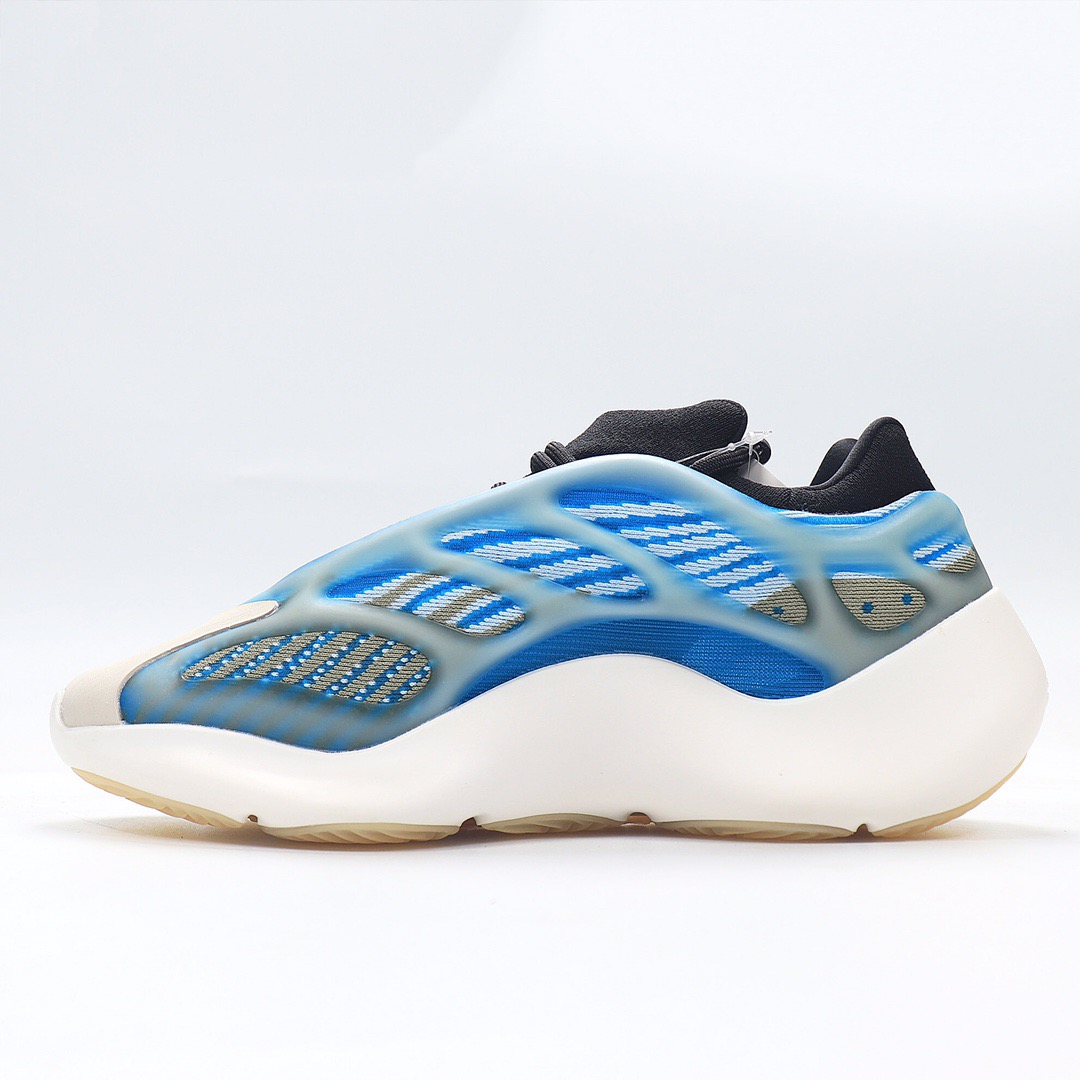 Unisex Yeezy Boost 700 v3 Fashion Casual Shoes