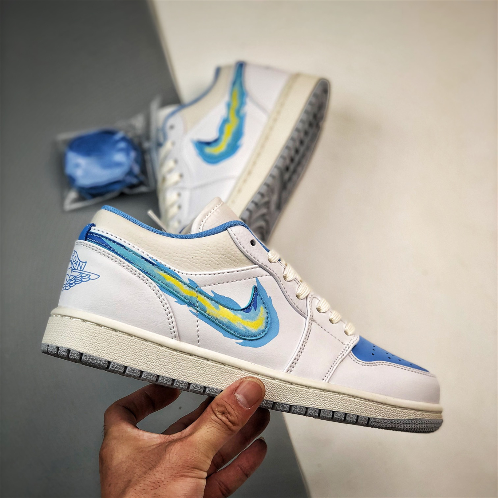 Air Jordan 1 Retro Low Basketball Shoes