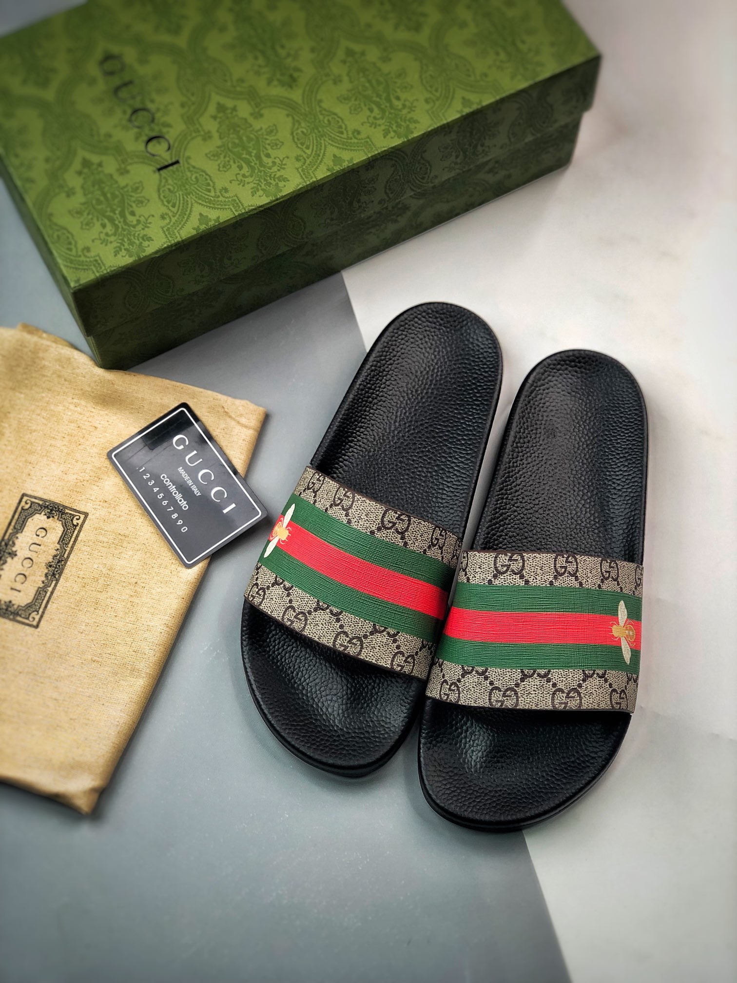Unisex Fashion Slippers