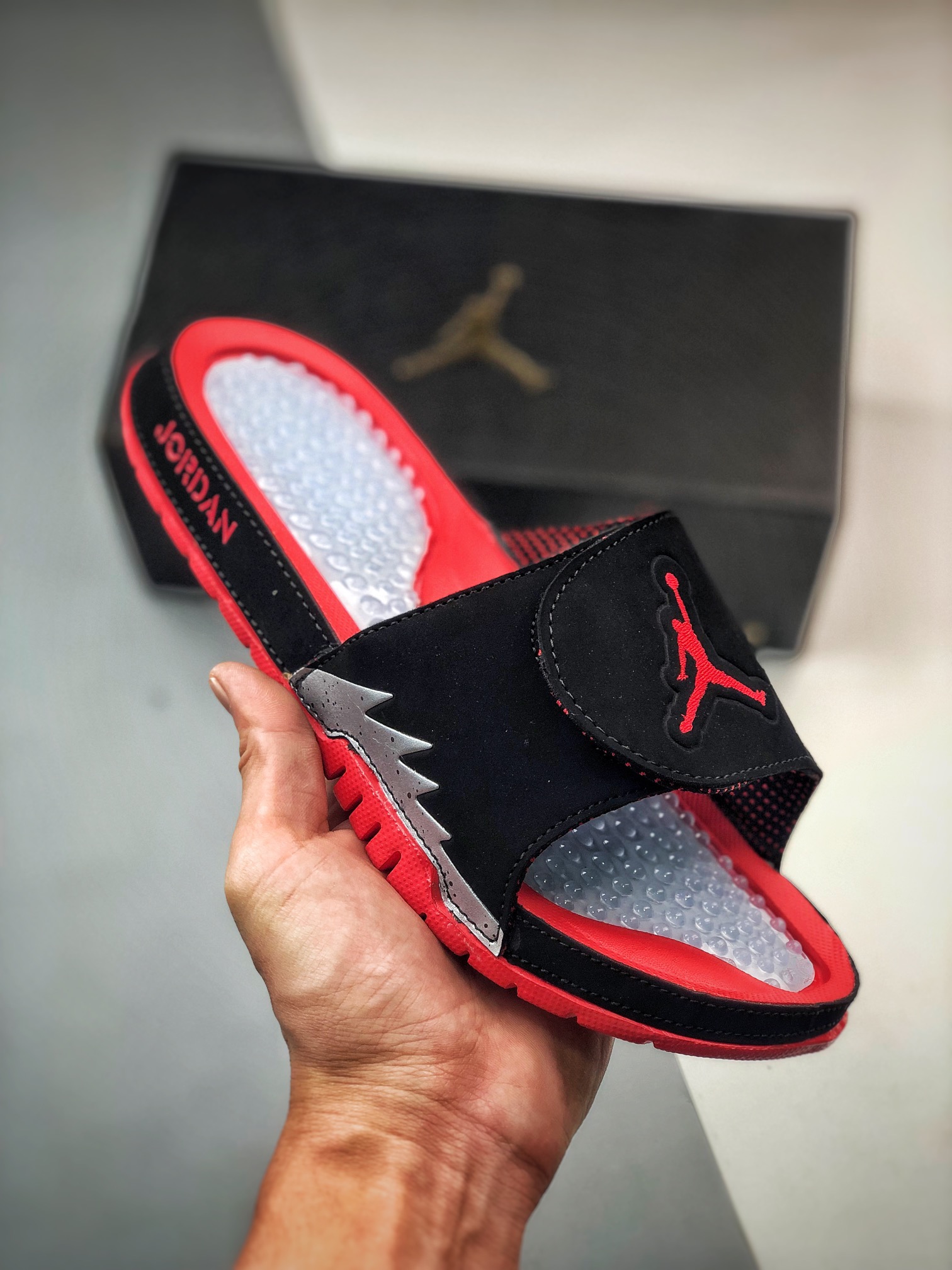 Unisex Fashion Slippers