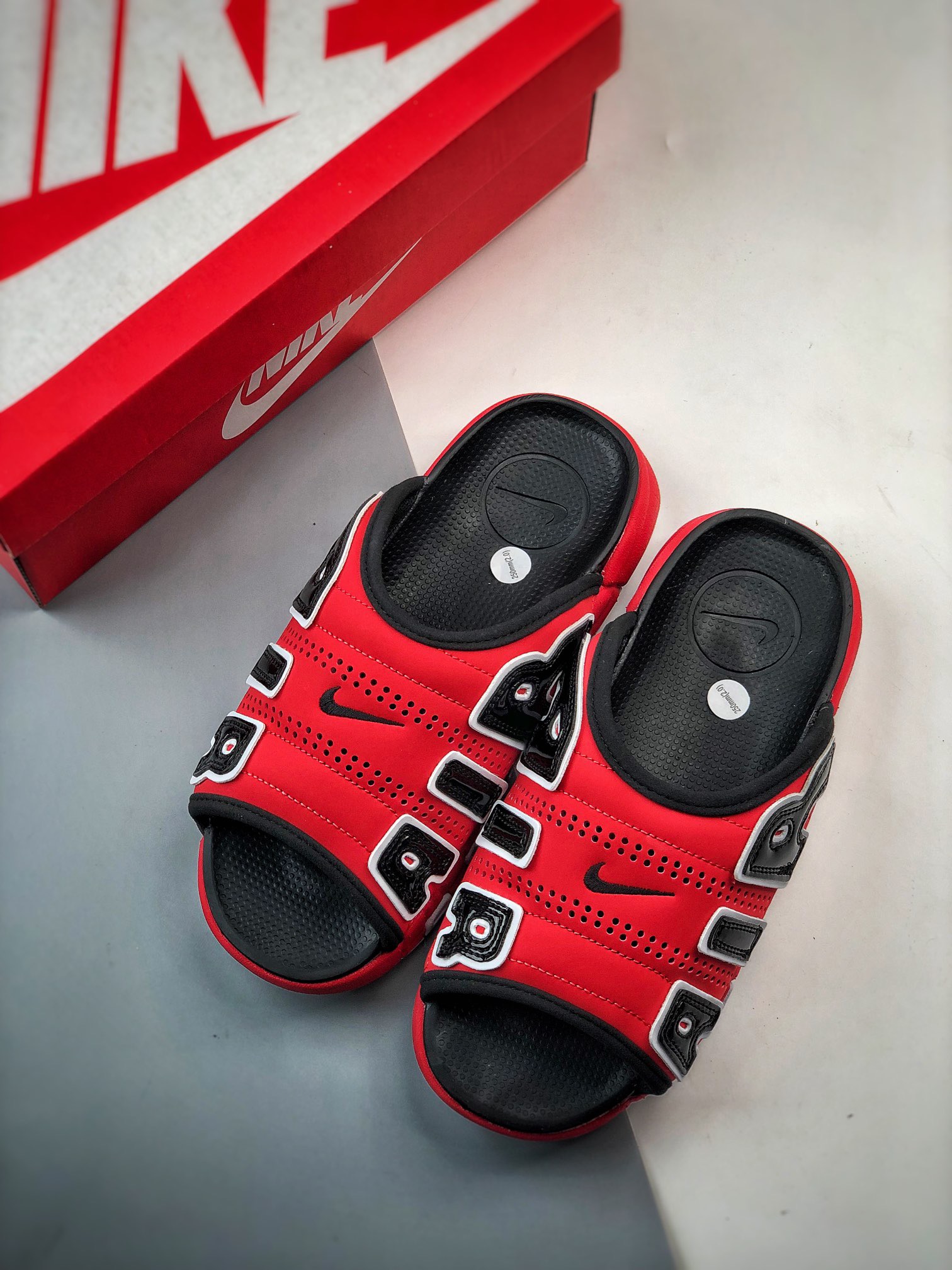 Unisex Fashion Slippers