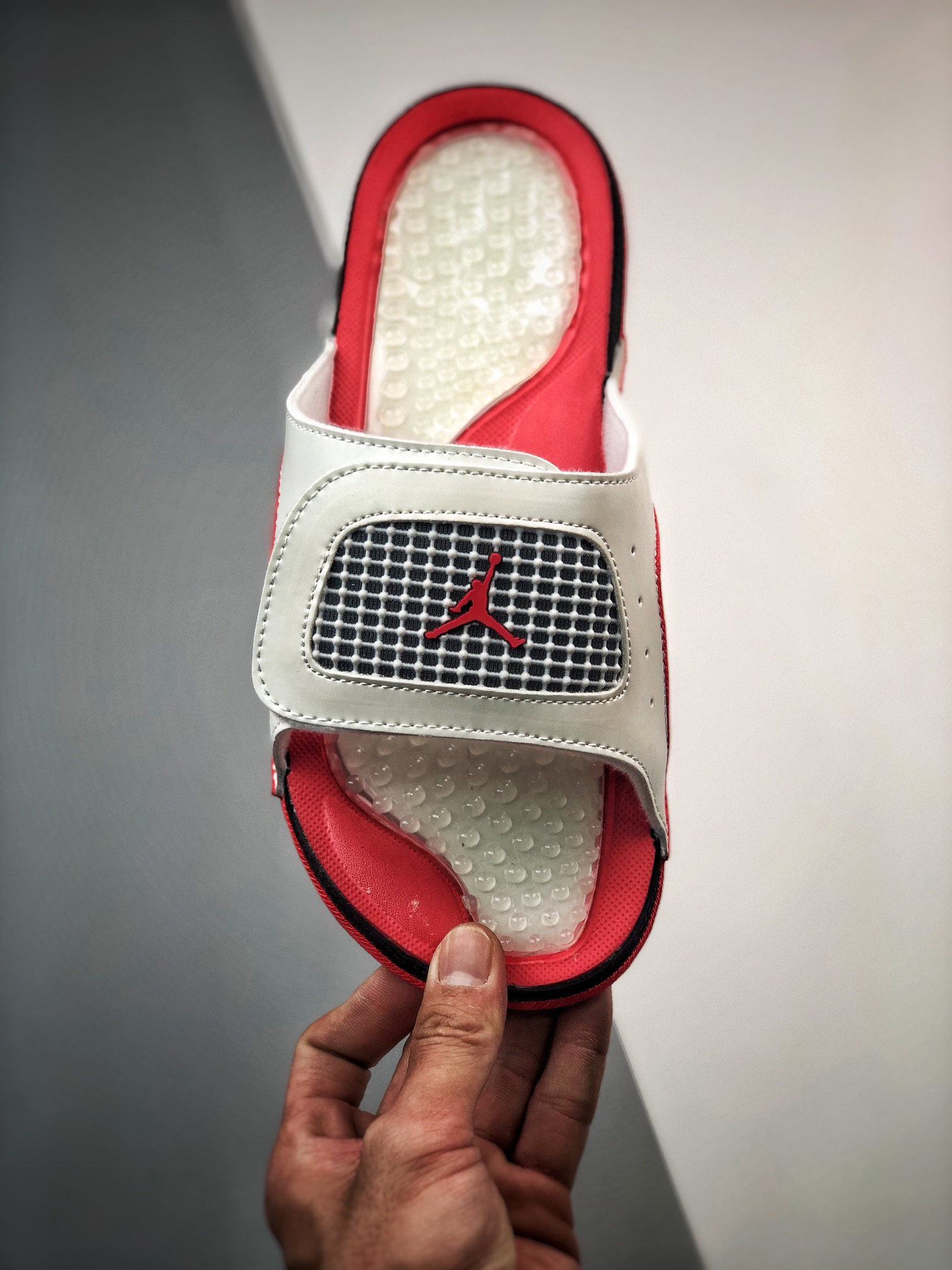 Unisex Fashion Slippers